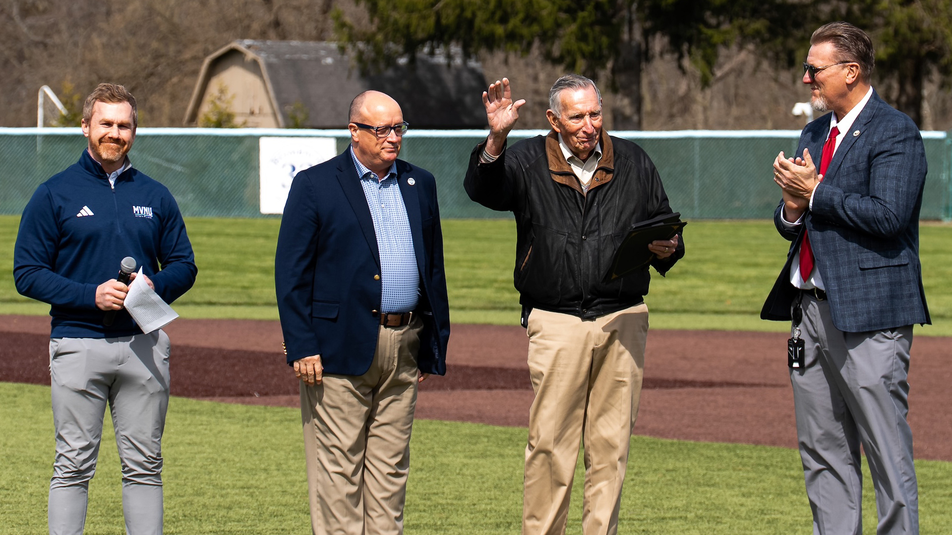 MVNU athletics presents inaugural Chet Foraker Legacy Award