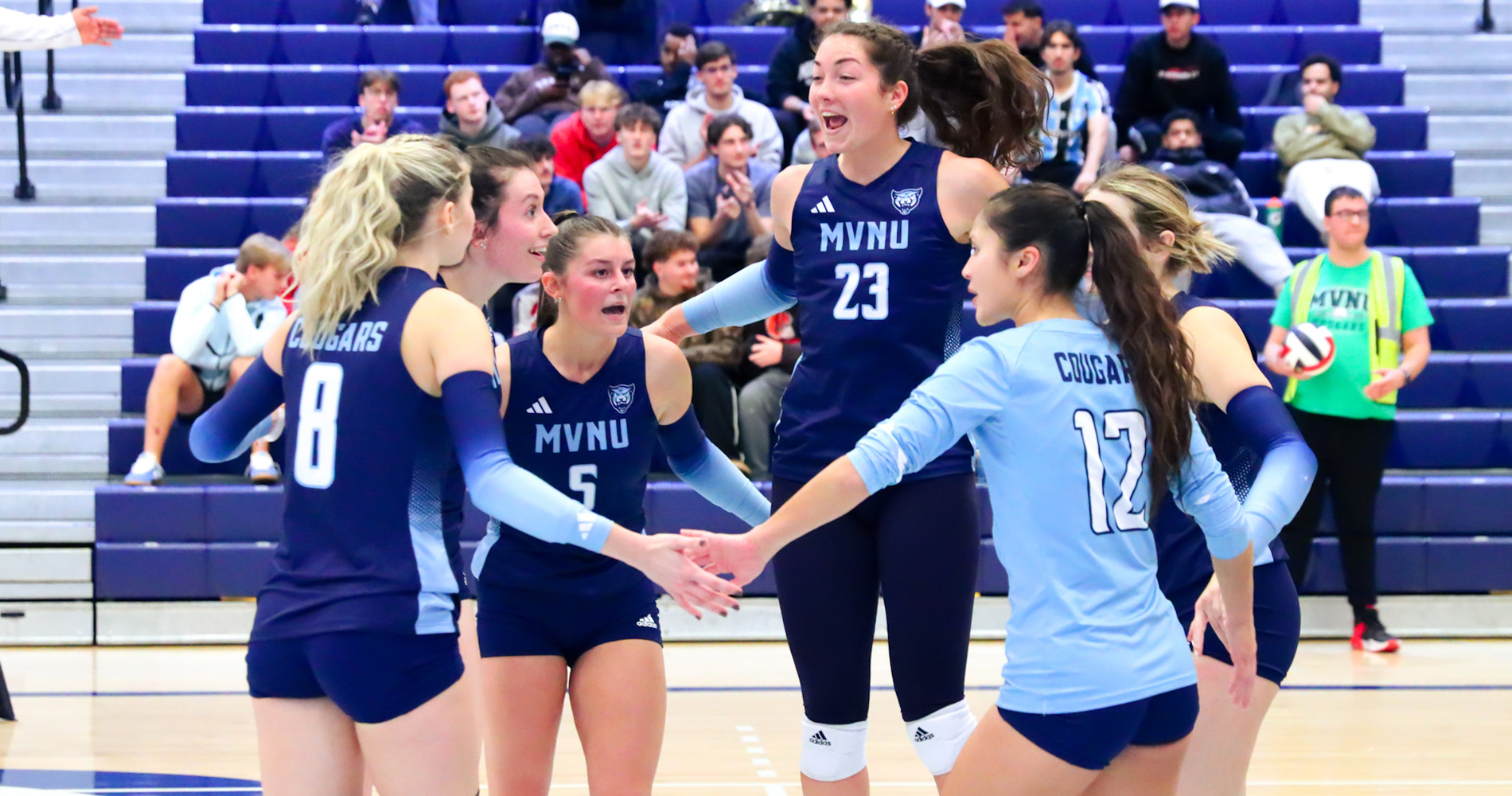 No. 12 Women&rsquo;s Volleyball Advances to Crossroads League Championship with Sweep of Marian