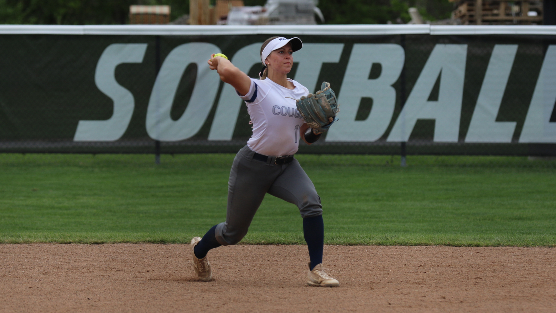 Skylar Zimmerman throwing a ball from second base