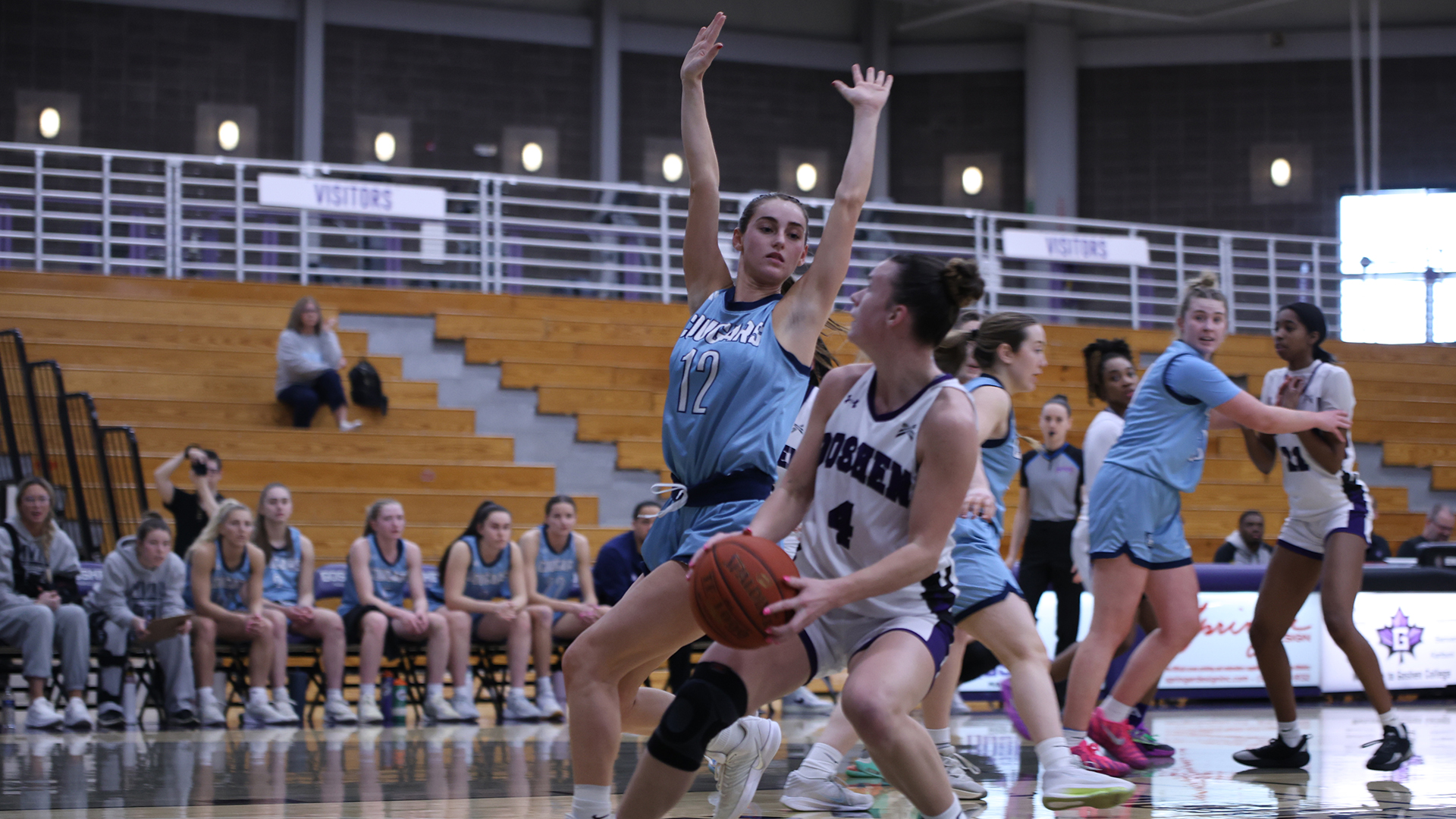 Shepherd&rsquo;s 25 Points Help Lady Cougars Outlast Maple Leafs