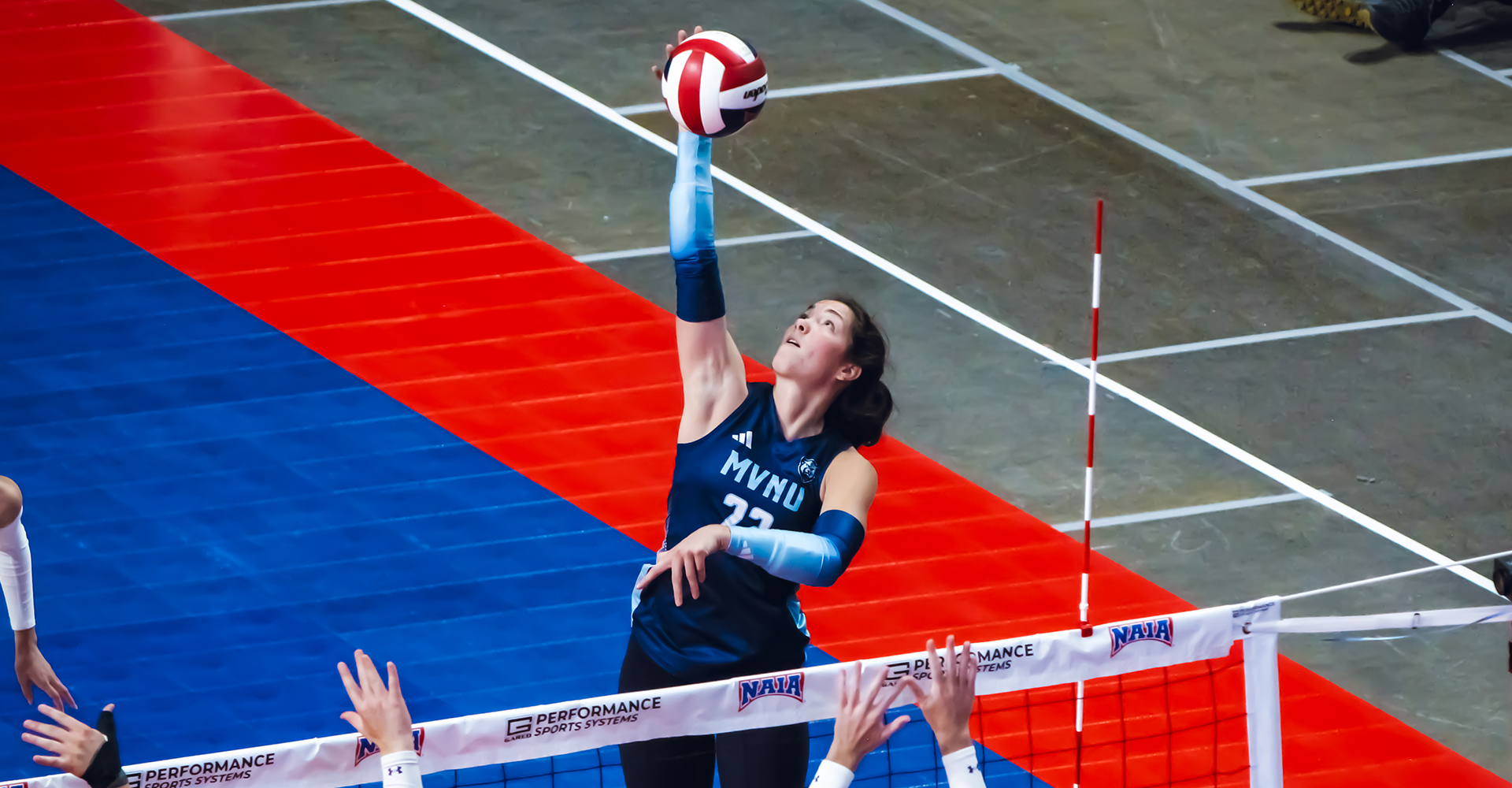 Four Women&rsquo;s Volleyball Players Make CoSIDA Academic All-District Team